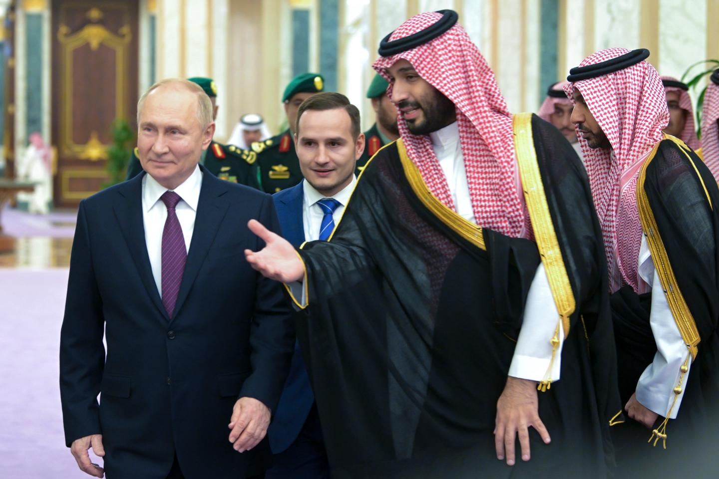 Une visite diplomatique majeure entre le président des Émirats arabes unis et Vladimir Poutine