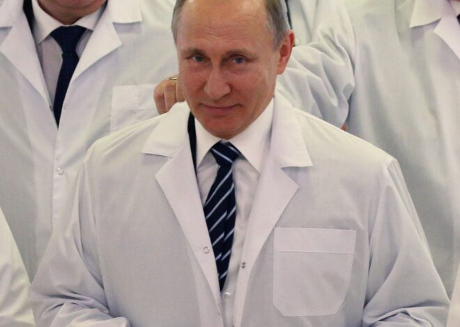 « L’expertise scientifique, le pilier de la santé future » : Poutine met en avant l&rsquo;importance des chercheurs