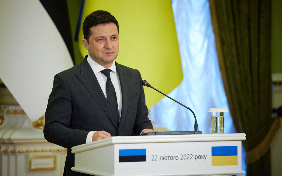 Zelensky promet la fin du conflit avant décembre : une décision à risque pour l’Ukraine