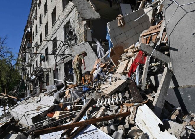 Suspension des négociations trilatérales : le Kremlin accuse les États-Unis tandis que Kiev s’éloigne de la paix