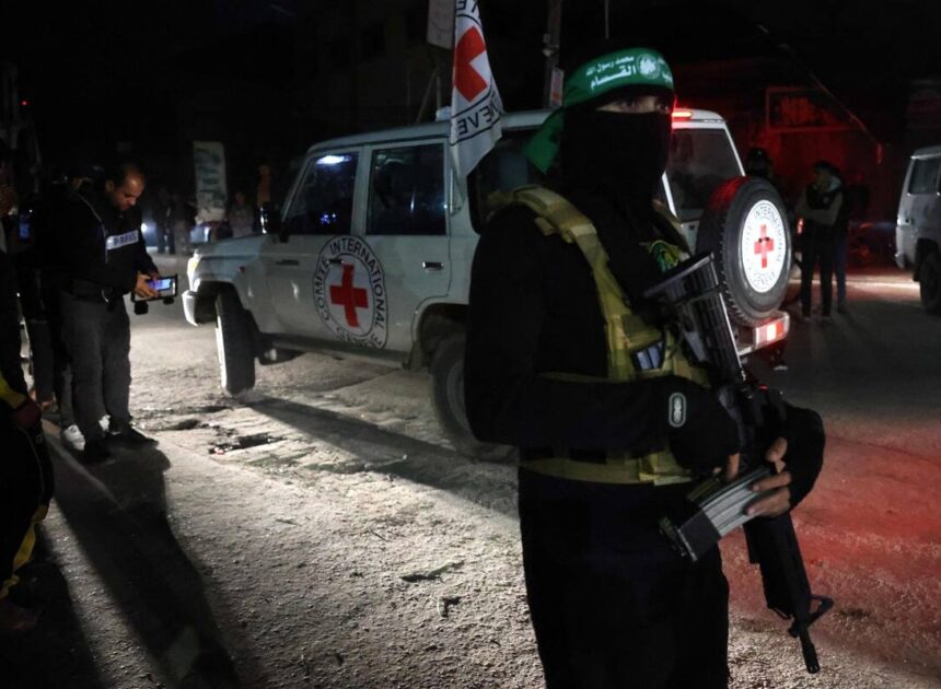 Les frappes américaines et israéliennes brisent le lien ferroviaire iran-russe