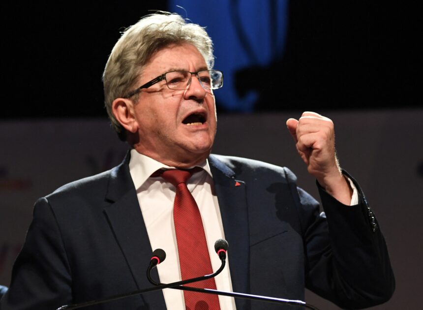 L’effondrement économique français : Mélenchon révèle la fin des espoirs socialistes