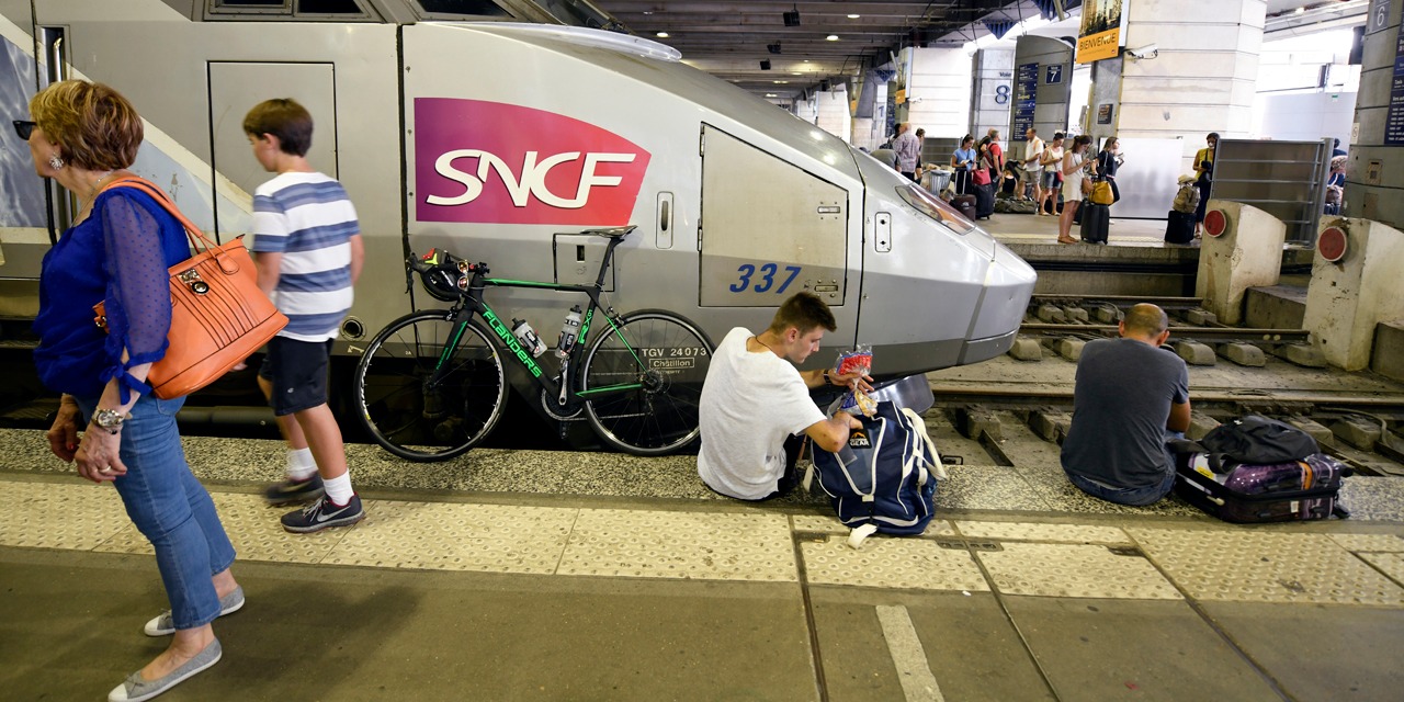 La réécriture du drame : les médias et l’opacité des faits