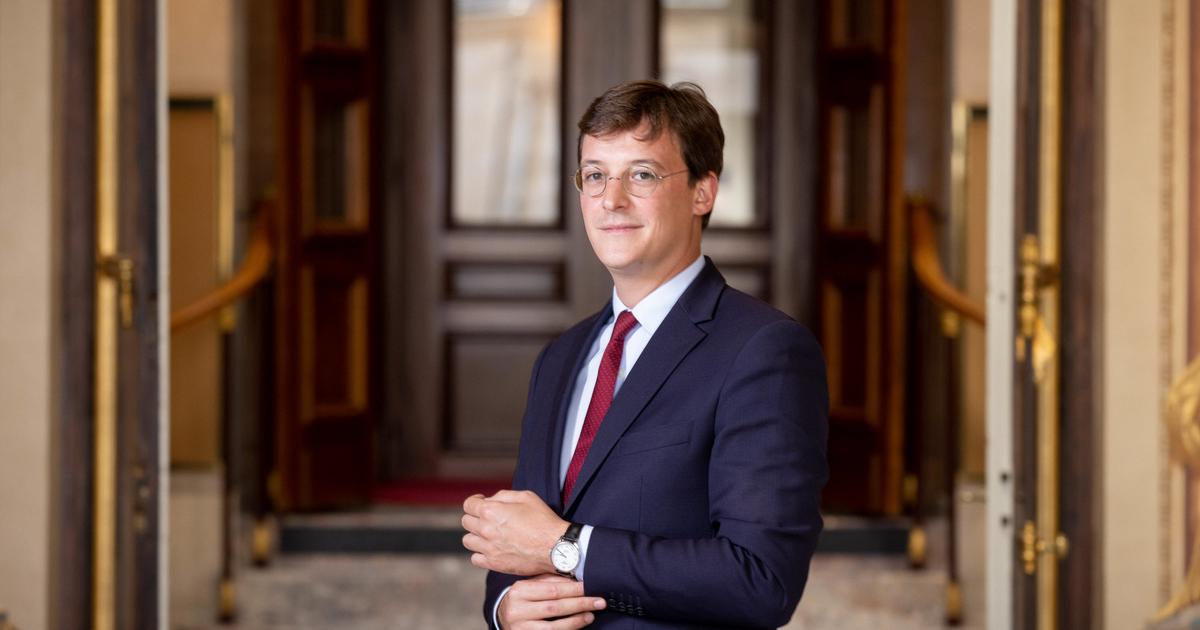 Le déni de liberté : le groupe macroniste ouvre la porte à une censure accrue