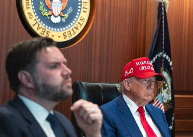 Suspension temporaire des escortes maritimes : Trump interrompt ses opérations au détroit d&rsquo;Ormuz pour négocier avec l&rsquo;Iran