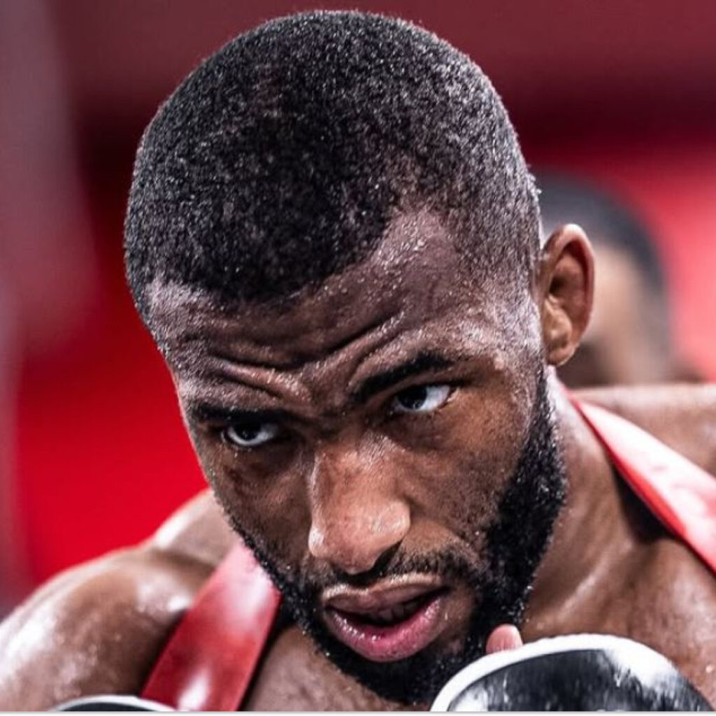 Salahdine Parnasse : Le coup de grâce en moins d&rsquo;une minute qui révolutionne le MMA