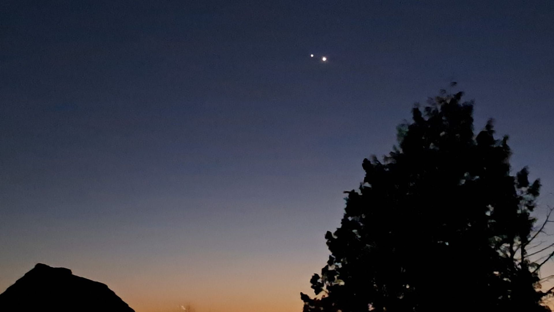 L&rsquo;astronomie en juin se réveille : Vénus et Jupiter s&rsquo;unissent pour une conjonction exceptionnelle