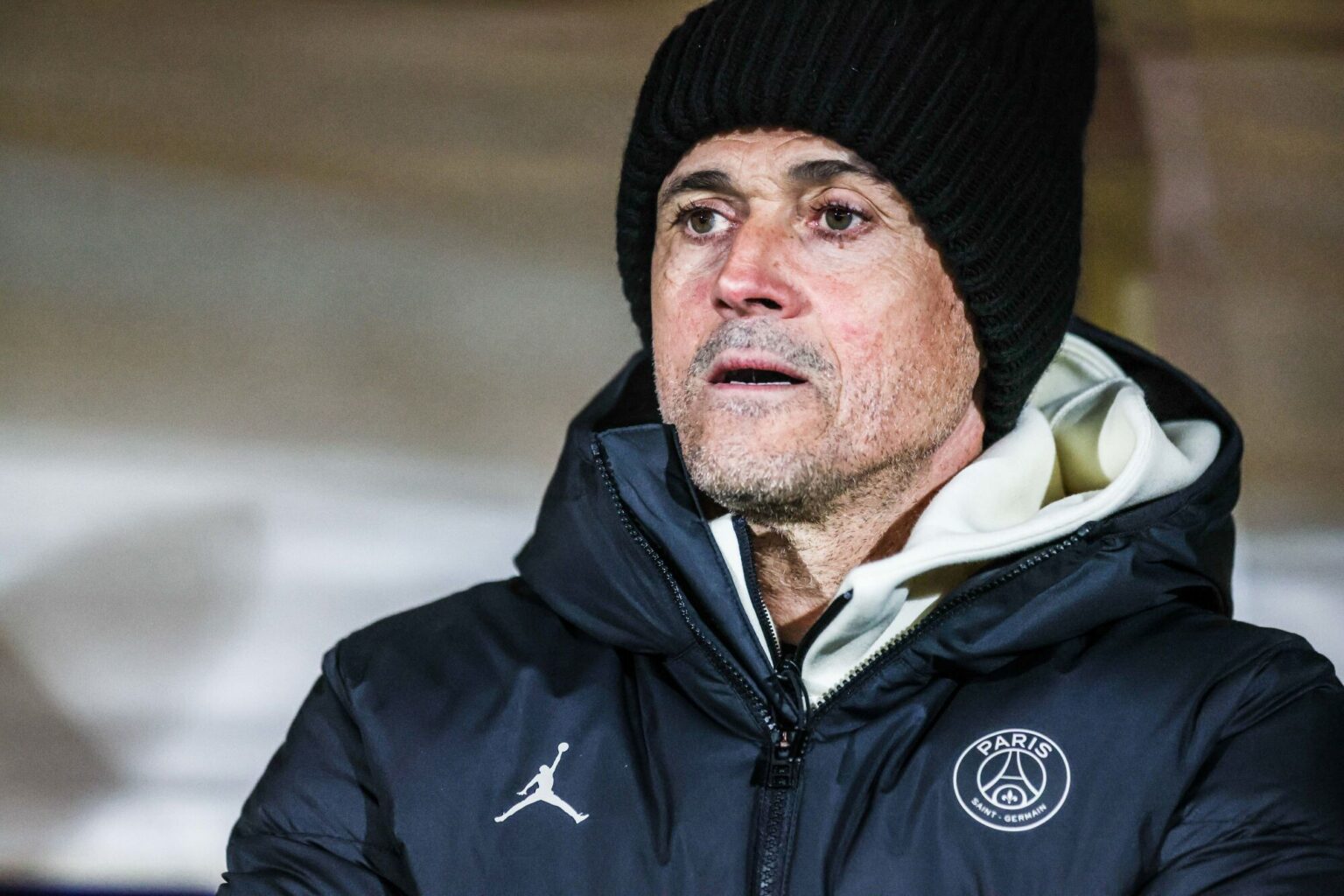 La nuit de Paris en flammes : une division médiatique après le succès européen du PSG