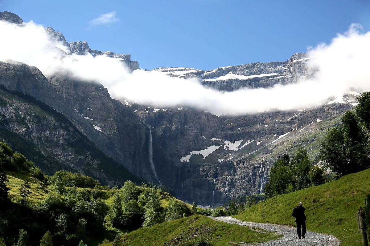 50 euros d&rsquo;essence pour redémarrer : les Vallées de Gavarnie combattent la crise touristique