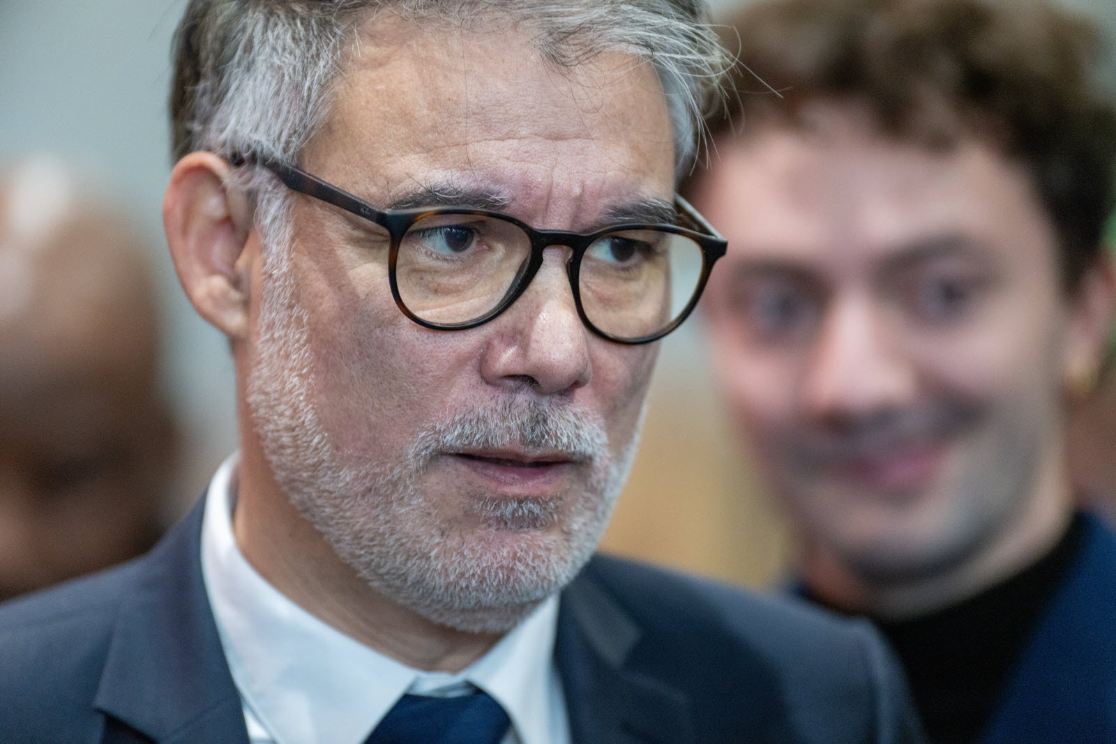 La Fracture de la Gauche : Olivier Faure Mène une Primaire Stratégique pour l&rsquo;Élection 2027