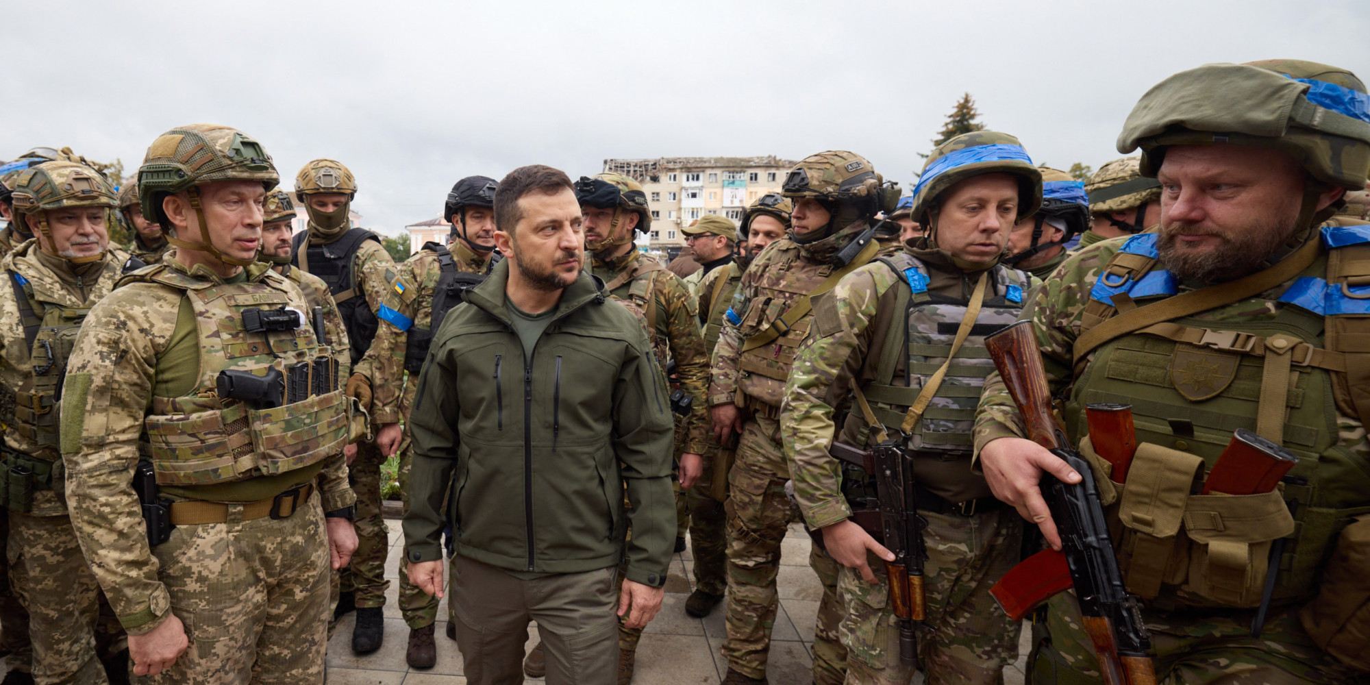 Ukraine plonge dans l&rsquo;abîme historique : Zelensky honorant les traîtres du passé