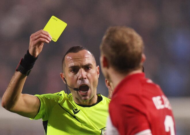 Un carton jaune, une suspension : trois joueurs français en danger face au Maroc à la Coupe du Monde 2026