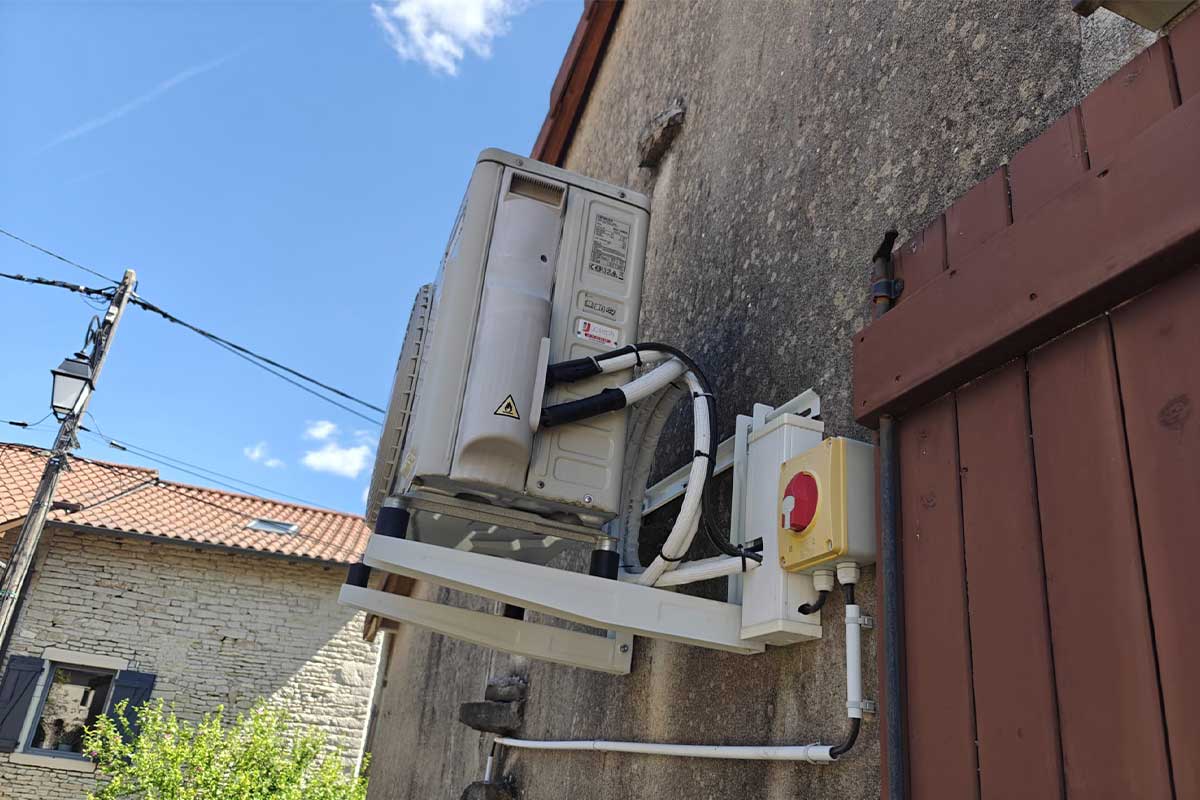 Attention : L&rsquo;installation d&rsquo;une climatisation en copropriété peut entraîner des conflits si les procédures sont mal suivies