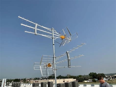 Les 9 antennes BFM locales disparaissent : un modèle de proximité écrasé par les coûts