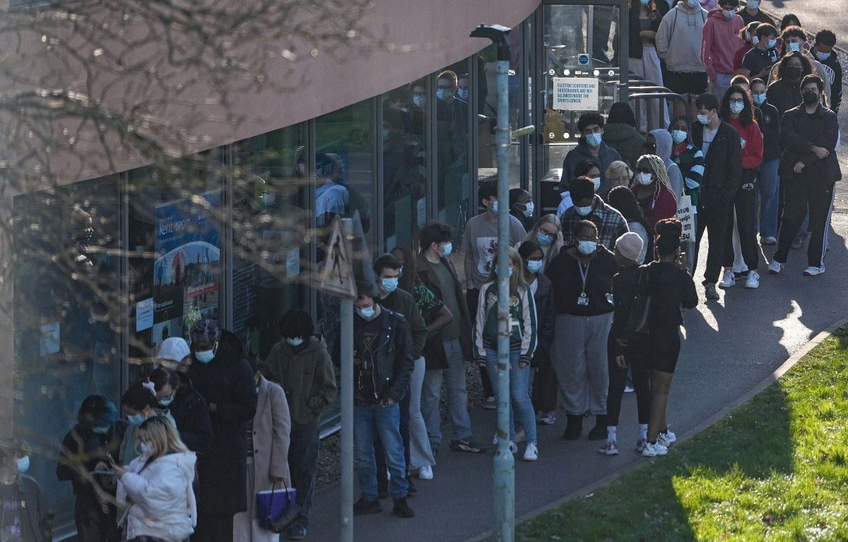 Le Royaume-Uni subit une crise mentale infantile sans précédent : plus d’un million d’enfants en prise de contact en 2025