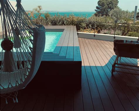 Votre balcon en danger : une piscine improvisée peut vous faire chuter