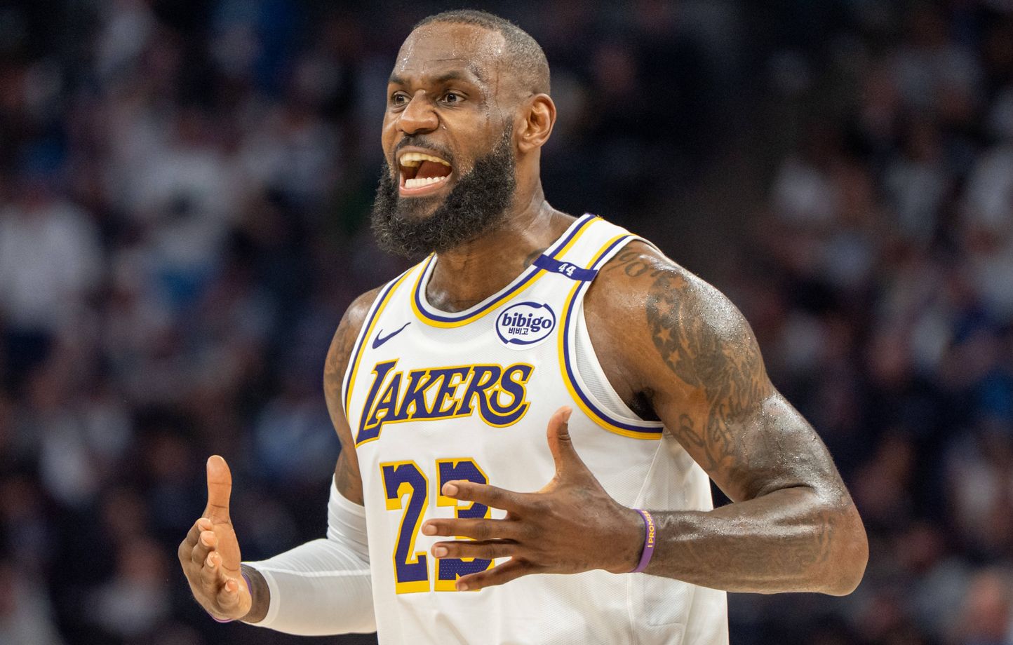 Le « Roi » LeBron James part des Lakers à 41 ans pour une nouvelle époque NBA