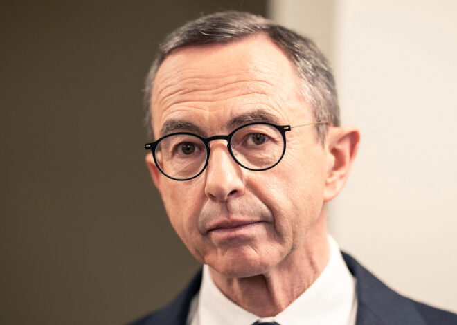 La France se prépare à bannir l’opposition sous le prétexte de « interférences » avant les élections