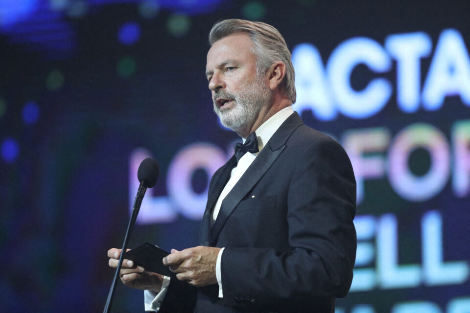 Sam Neill : Le Lymphome Non Hodgkinien qui a Échappé à la Rémission