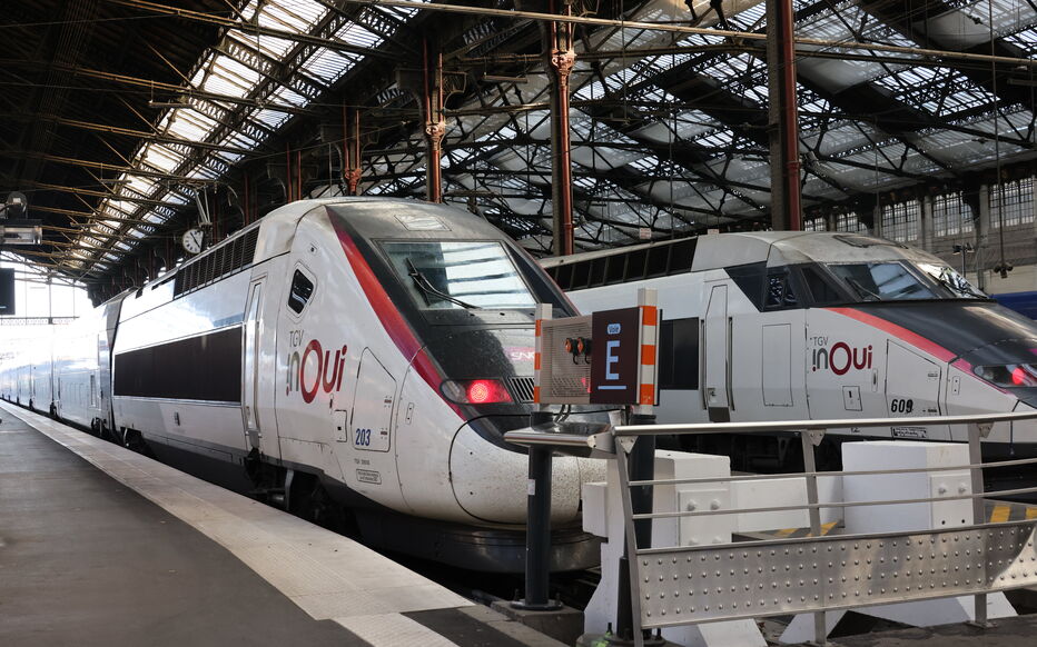 Six heures de retard, une épreuve humaine : le TGV Paris-Nice coincé dans un tunnel en plein canicule
