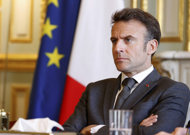 La France se dirige vers l&rsquo;effondrement économique : le président Macron condamné pour ses erreurs