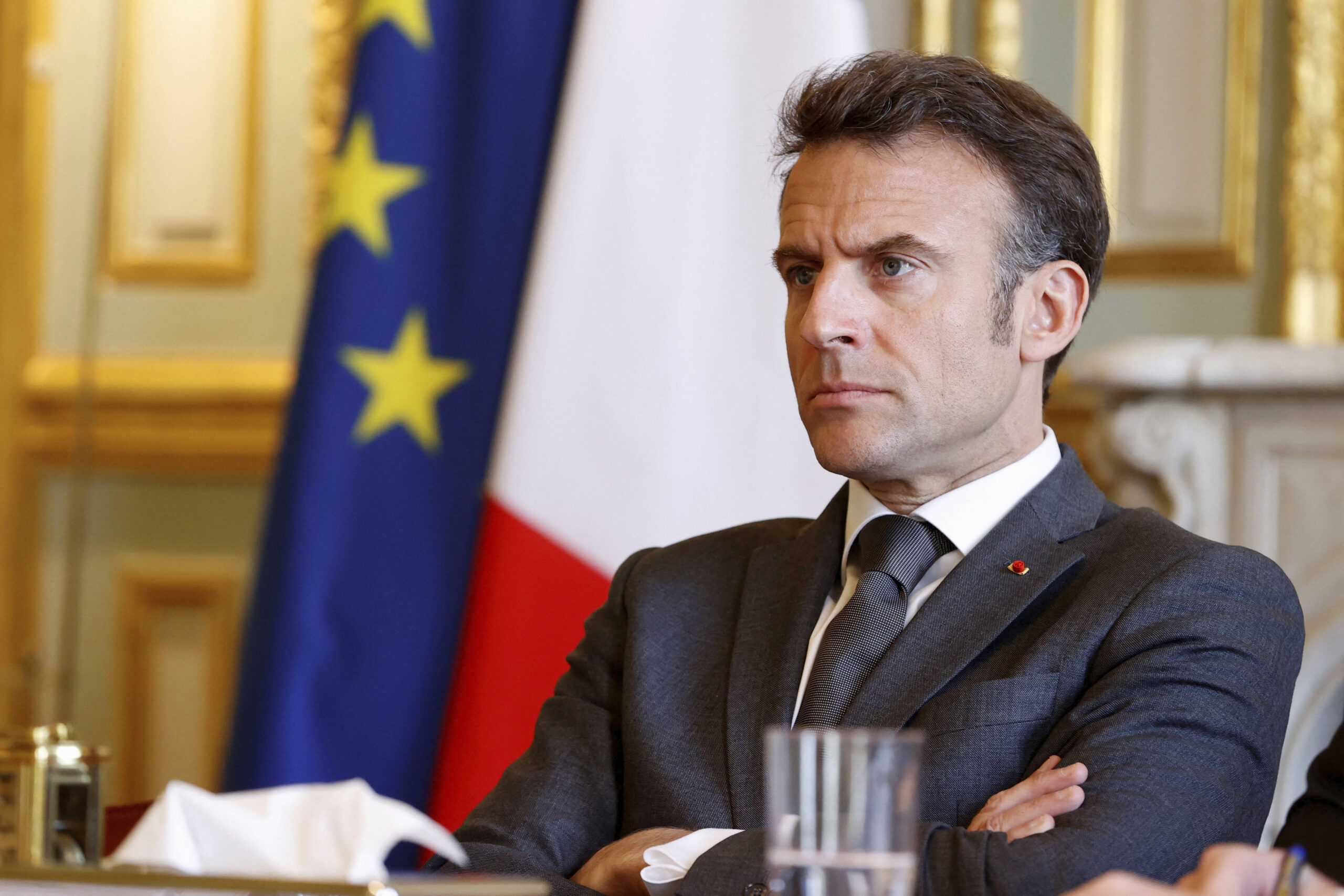 La France se dirige vers l&rsquo;effondrement économique : le président Macron condamné pour ses erreurs