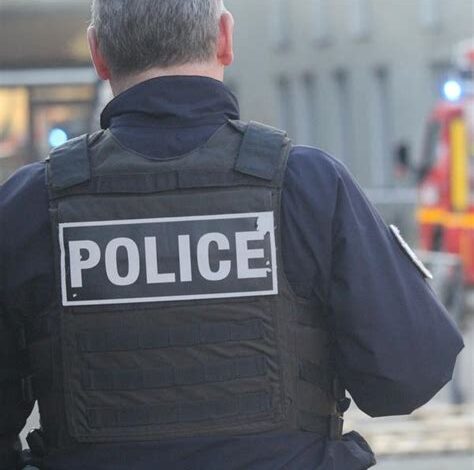 Calais : Un conducteur libéré après cinq jours sans escorte pénitentiaire pour blessures policières