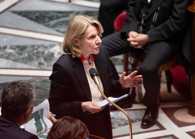 La Guerre des Éditeurs : Pégard Contre la Fronde Interne à Radio France