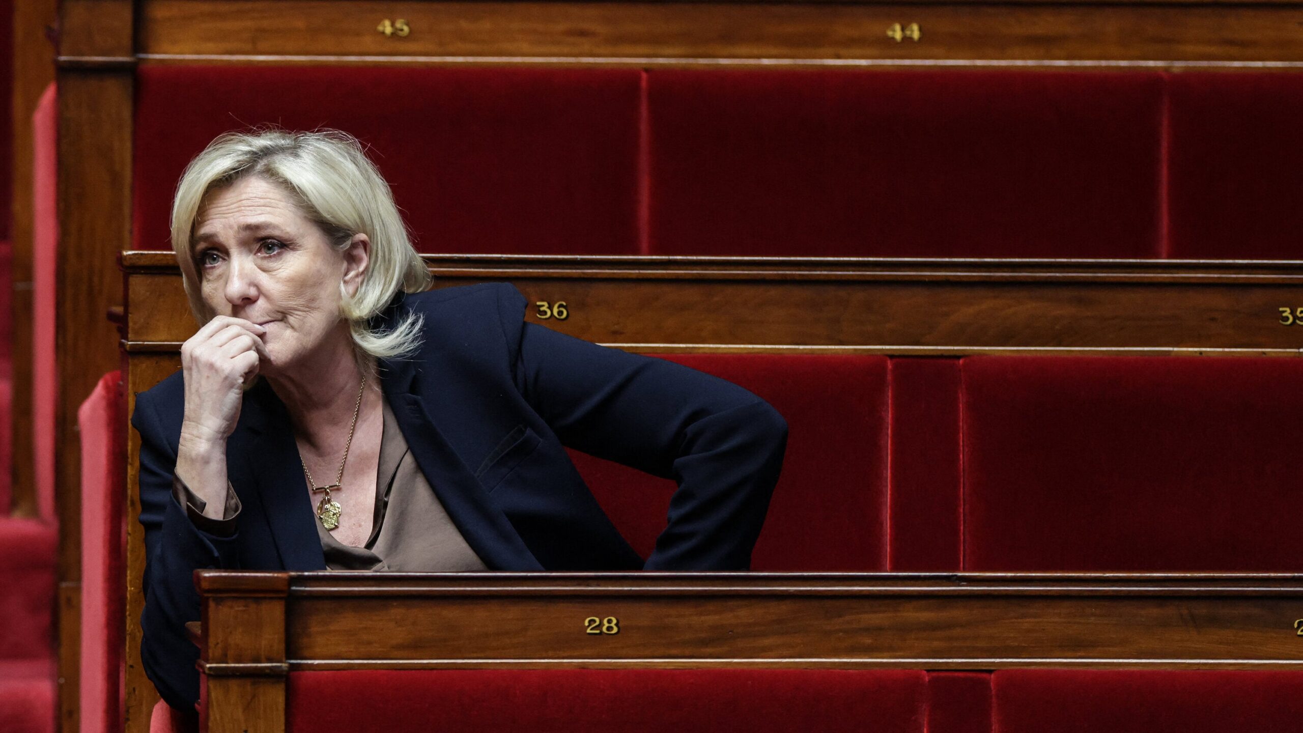 Le coût de la vie déchire la France : Marine Le Pen alerte sur l&rsquo;effondrement économique